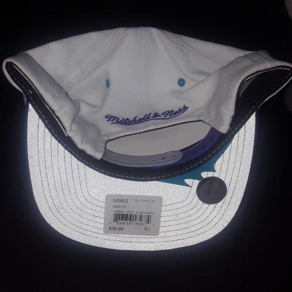 Mitchell & ness - Picture 2 of 6